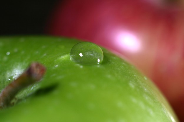 benfagersten-apple-water